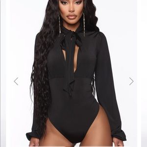 Fashion Nova OLIVIA POPE TIE NECK BODYSUIT ❤️New❤️